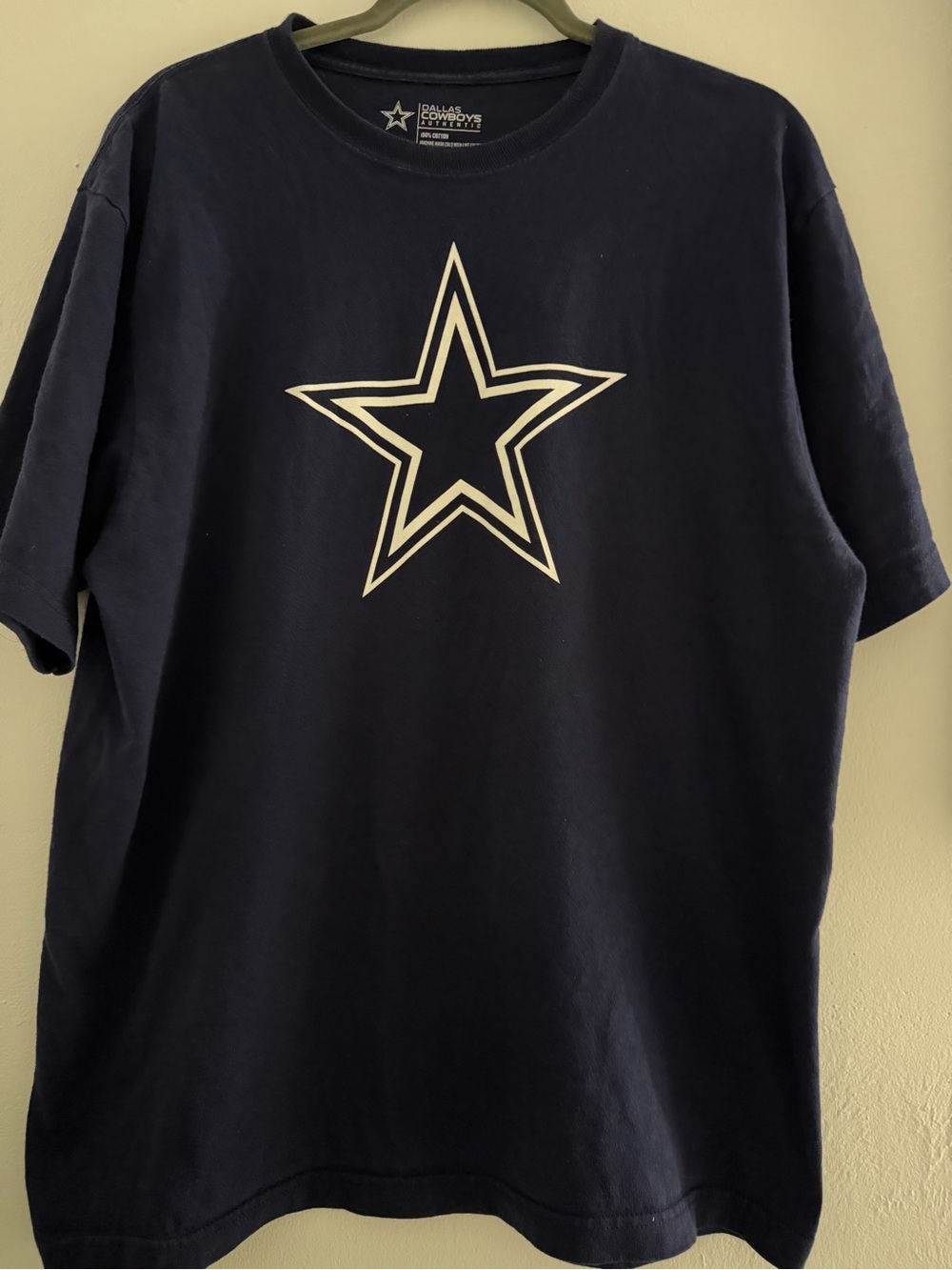 Dallas Cowboys Authentic T-Shirt Men’s Large Navy Blue Star Logo